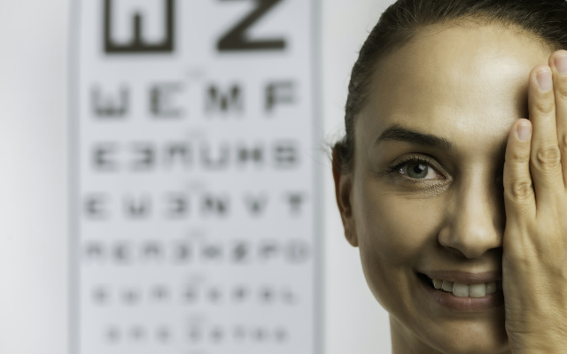 近视手术后，多久能恢复到最佳视力？